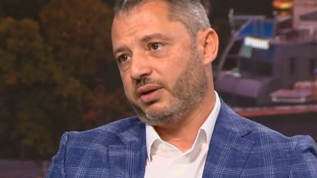 Добрев каза какъв слух за 5 млн. евро се носи по жълтите павета, захапа службите заради докладите за "Лукойл"