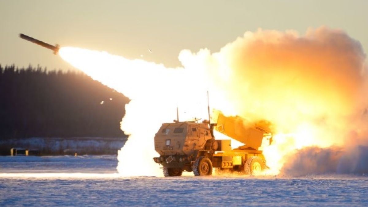 Руските сили се сдобиха с цял снаряд от РСЗО HIMARS благодарение на...