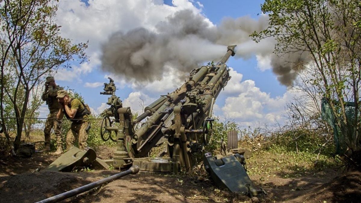 Украинският премиер: Всички складове за боеприпаси по света са празни