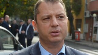 Делян Добрев изригна: Проблем е, че този неграмотник е министър СНИМКА