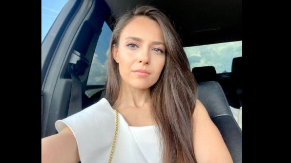 Новата водеща на bTV, детронирала Диана Любенова и Жени Марчева, се оказа...