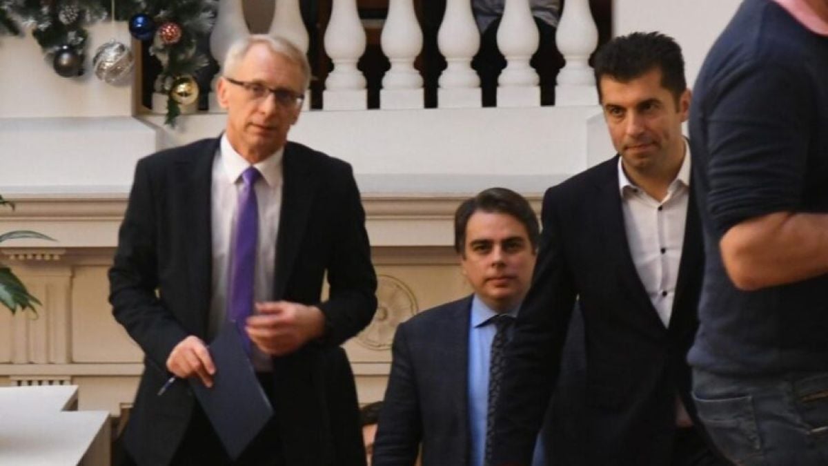 Престрелка: Делян Добрев показа кошмарна за ПП ТАБЛИЦА, намесени са много пари