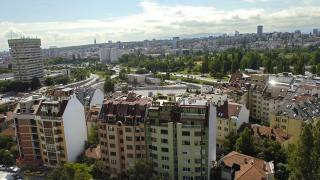 Тревожна тенденция: Колосален спад в имотните сделки в 60 града у нас