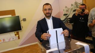 Политолог огласи как ПП-ДБ сами са си подляли вода за Варна, прозря защо Хекимян се издъни