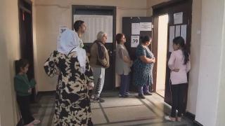 Напрежение в Пловдив: ТВ екип се счепка яростно със застъпник на партия ВИДЕО