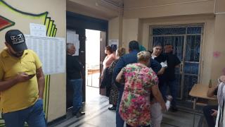 "Столипиново" се размърда: Не можем да пишем и четем, ама гласуваме