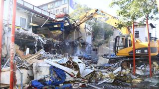 Ето какво ще изникне на Женския пазар след тази разруха СНИМКИ