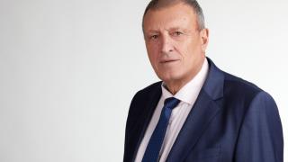 Той е! С идването на демокрацията кметът на този наш град е хегемон