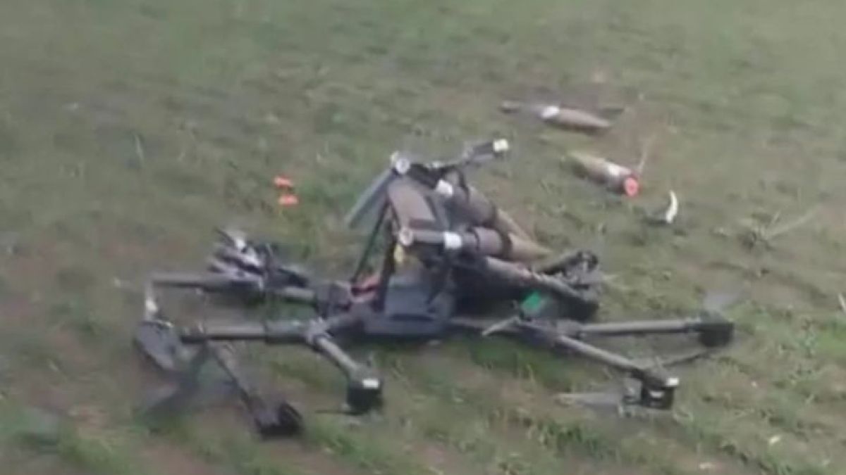 Бойци свалиха тежък дрон "Баба Яга" в Запорожието