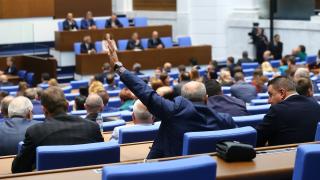 Депутат хвърли бомба: ДДС скача със...