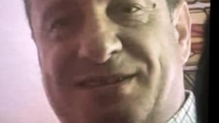 Пипнаха шеф в НОИ от Промяната да уринира пред обекти на МТСП