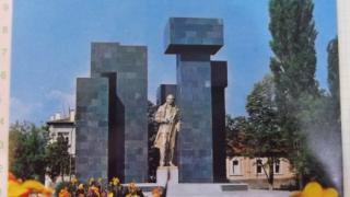 Спомени от соца: 5 часа рязаха Георги Димитров, а новият му „мавзолей“...