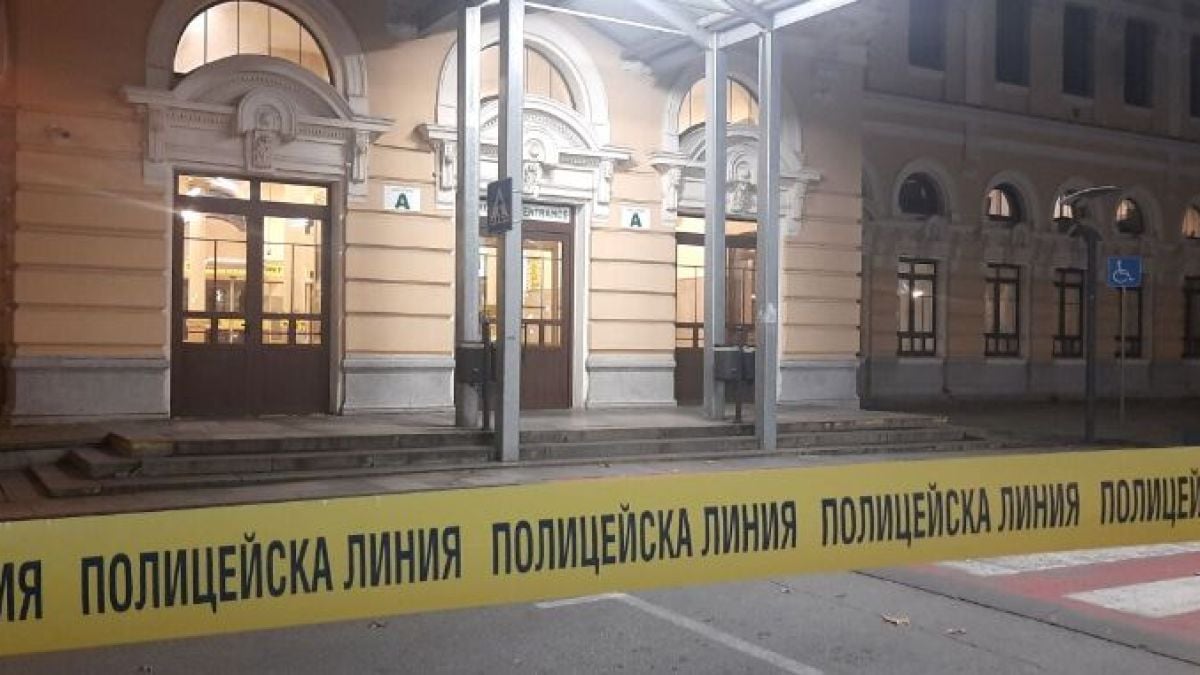 Ужасна трагедия с 19-г. момче, край пловдивската гара почерня от полиция  