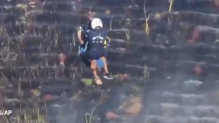 Спасиха пилот в пълно с крокодили блато ВИДЕО