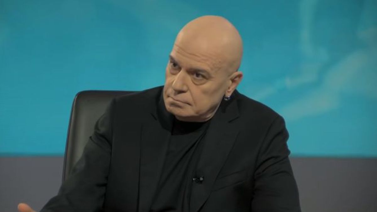 Слави Трифонов: Аз съм чалгар, мафиот и селяндур, но...