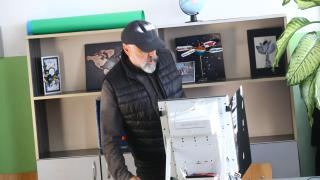 ЦИК с извънредно решение за гласуващите с машините