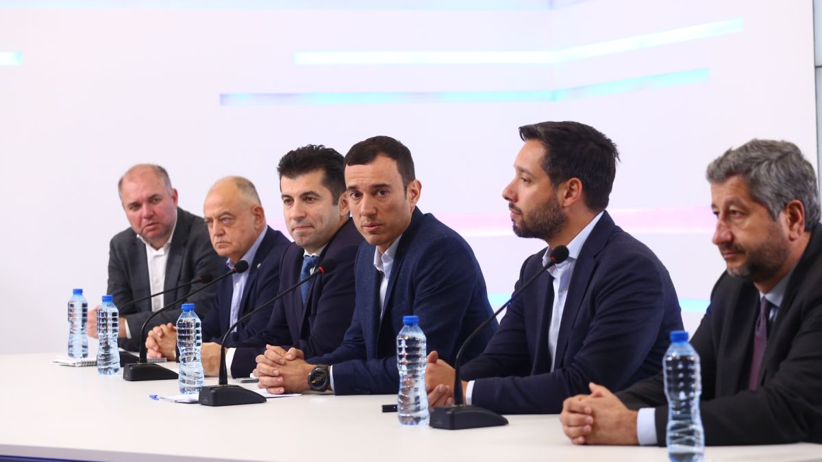 Политолог посече ПП-ДБ: На тяхно място не бих триумфирал, а сглобката...