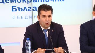 Зад кулисите: Две враждуващи групи в правителството на ПП-ДБ заради Кирил Петков, който...