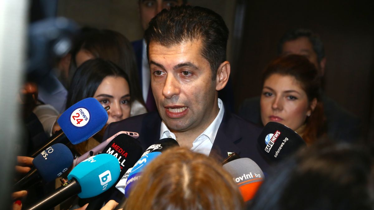 Напрежението ескалира: Петков отговори на Борисов след бомбата за падането на кабинета!