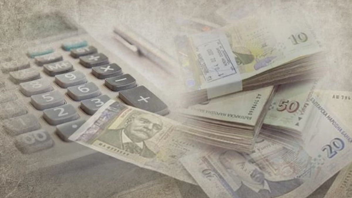 Властта тайно, нелегално и рязко увеличава данъците, българите ще се разорят