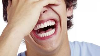 Този виц за Иванчо и познанията по английски на баба му ще ви скъса от смях