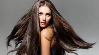 Блогърка шокира: Слагам това на косата си и вижте какво ми се случи 