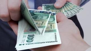 Фирми за бързи кредити си намериха майстора, връщат стотици левове заради...