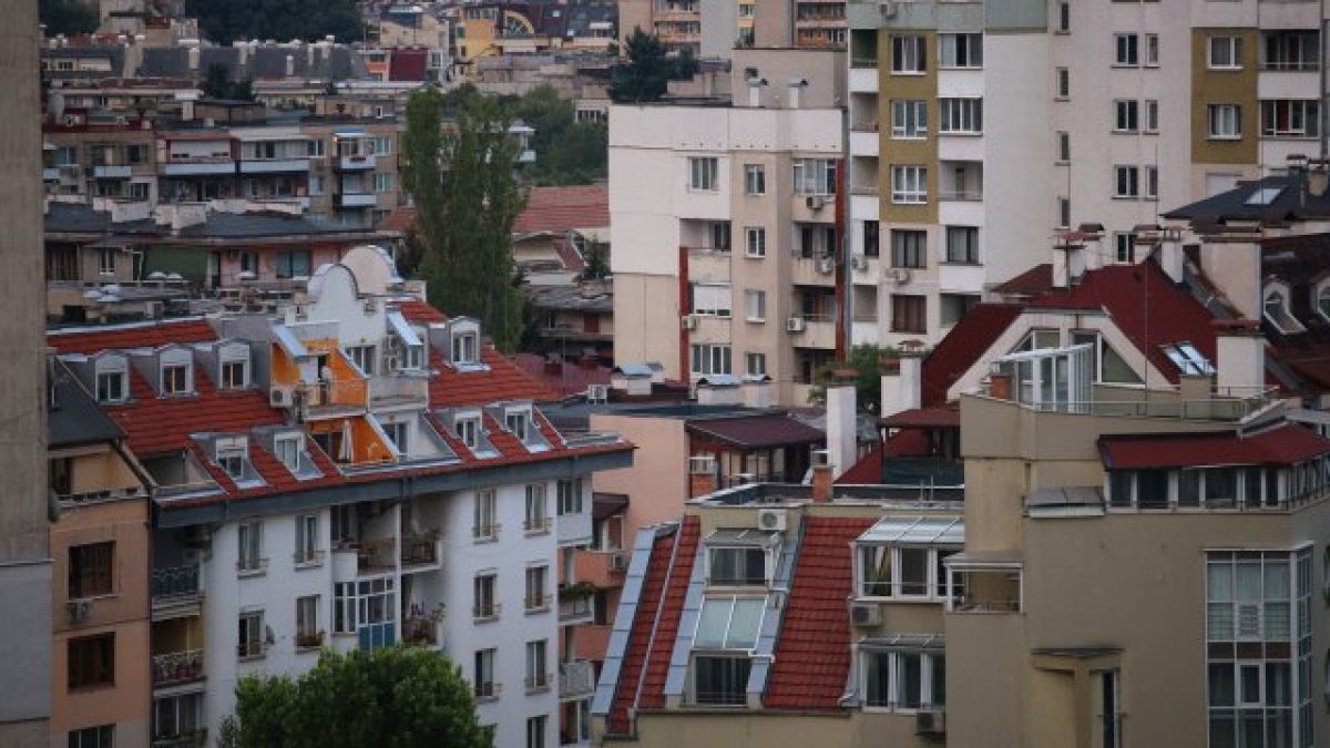 Нещо много любопитно се случва на пазара на имоти  