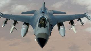 US боен самолет се разби над Средиземно море 