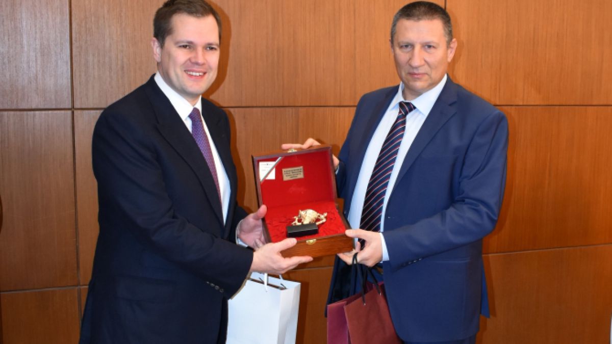 И.ф. главен прокурор Борислав Сарафов проведе среща с британския министър по миграцията Робърт Дженрик и водена от него делегация