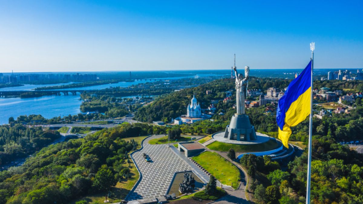 Държавна измяна: Киев разследва депутата, който...