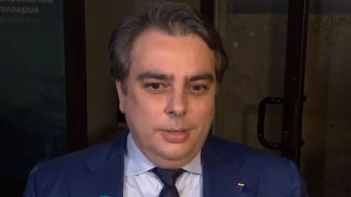 Асен Василев с гръмка новина за данък "сгради" 