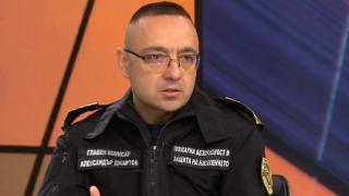 Шефът на пожарната каза къде е било най-страшно през нощта и къде ужасът продължава 