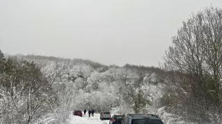 Бедствието продължава: Критична ситуация в Бургас, села без ток в Руенско