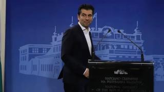 Харизанов изброи три варианта кога е лъгал Кирил Петков и каза защо няма вариант Просто Киро да не лъже