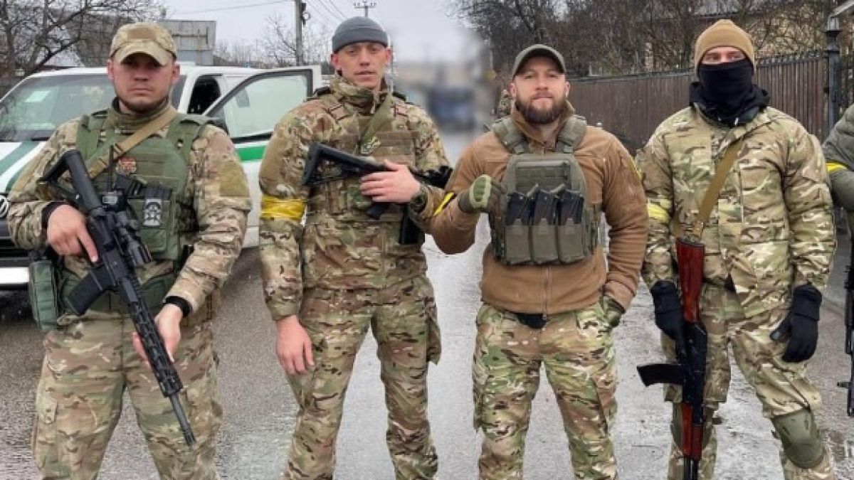 Боец от ВСУ: В нашите редици има хора, които събират информация и я предават някъде