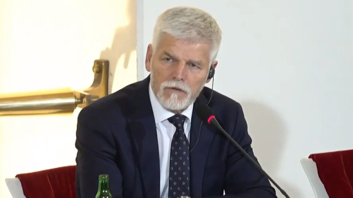 Чешкият президент тревожно: Всички европейски армии се подготвят за...