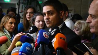 Радостин Василев за заплахата от Лена: Бориславова не е страшна, но...