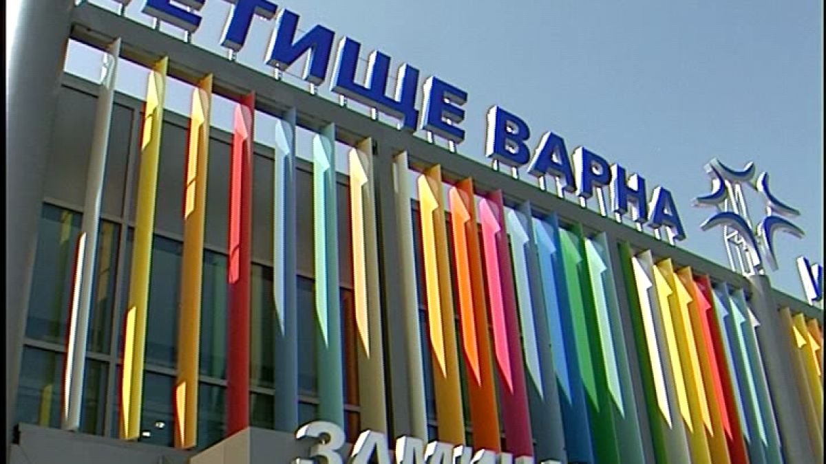 Отмениха два полета от и за летище Варна 