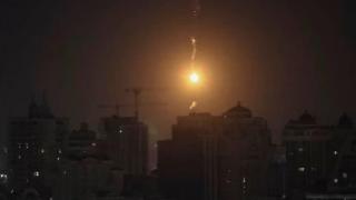 The Sun и Reuters пуснаха СНИМКИ И ВИДЕО за киевската ПВО въпреки забраната от властите