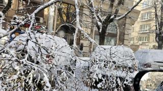 Така беше при Фандъкова: Как Десо Черния и оня с Тойотата излизаха София от наистина големия сняг през 2012 г.