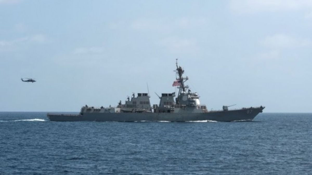 Примирие ли? Хусите с мълниеносен удар, атакуваха американския есминец USS ​​Mason и...