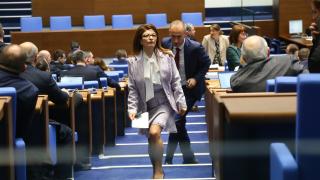 Ето кой седна в депутатското място на Деси Атанасова БЛИЦ TV