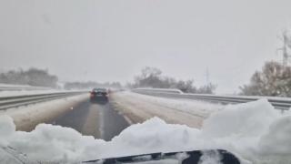 Шофьорка се ожали от непочистена магистрала, направиха я на нищо 