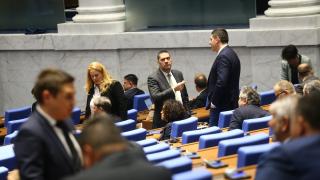 Депутатите решиха колко дълг ще вземе България през 2024 г., цифрата плаши