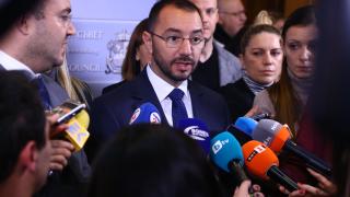 Хекимян иска оставки: Терзиев, Бонев, сега кого ще обвините за чутовния гаф?