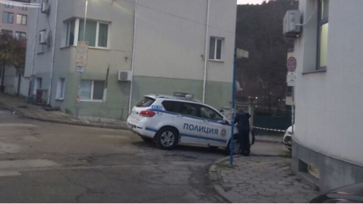 Извънредно! Обир и стрелба в Благоевград, има тежко ранен