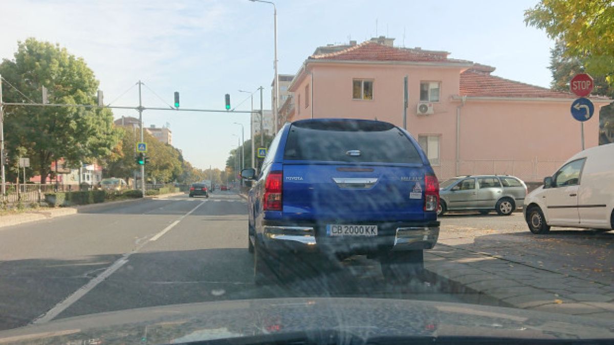 Столичанин с лъскав джип стана кандидат за приза "Наглец", заради това, което направи СНИМКА