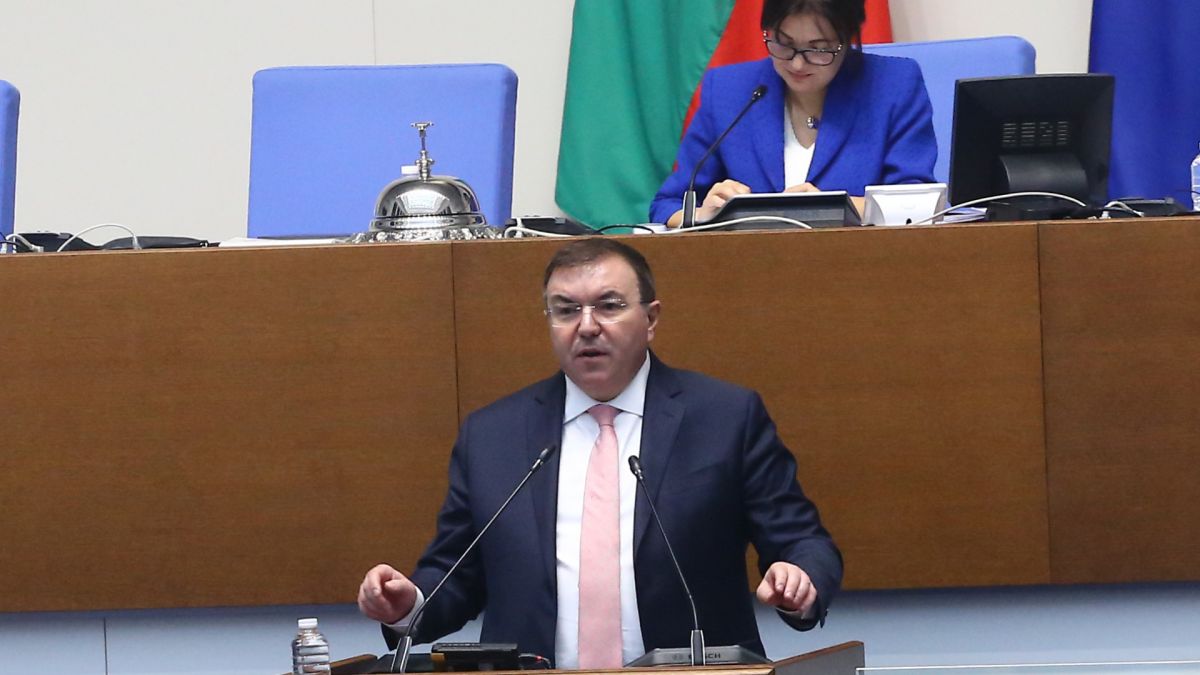 Проф. Костадин Ангелов избесня след рокадата в "Пирогов", видя...