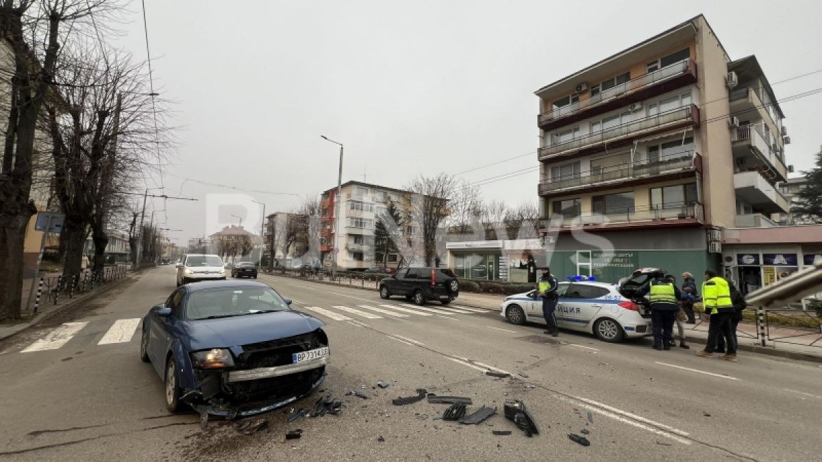 Жестоко меле на ключов булевард във Враца СНИМКИ